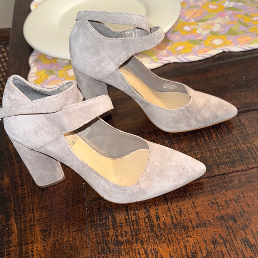 Gianni Bini  Gray Suede Women's Heels